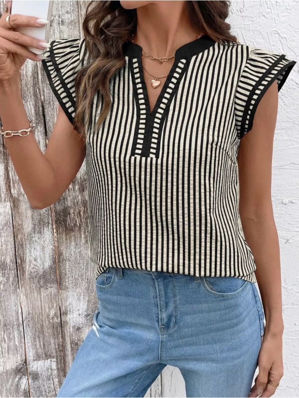 Never wear entro Black & Cream Vertical Stripe Cap Sleeve Top